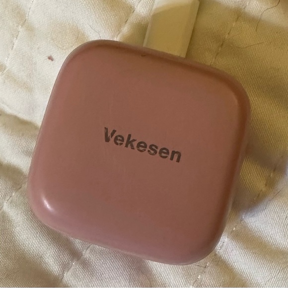 TikTok Scrolling Ring Bluetooth Ring Remote Page Turner Selfie for iPhone/iPad - Picture 9 of 15